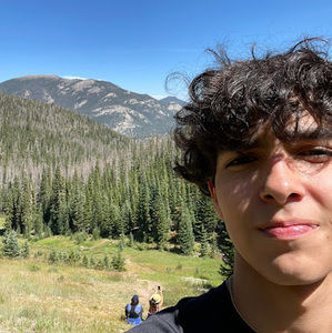 Meet your Posher, Cristian